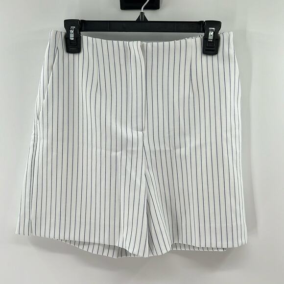 French Connection Women's Whisper Pinstripe Shorts - Summer White/Marine - 4 NWT - Picture 1 of 6